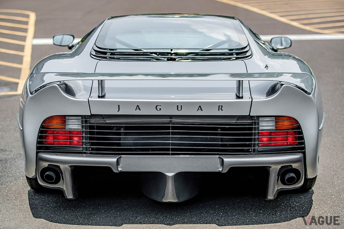 5200万円で落札！ 世界最速だったジャガー「XJ220」にいま注目する理由とは | VAGUE(ヴァーグ)