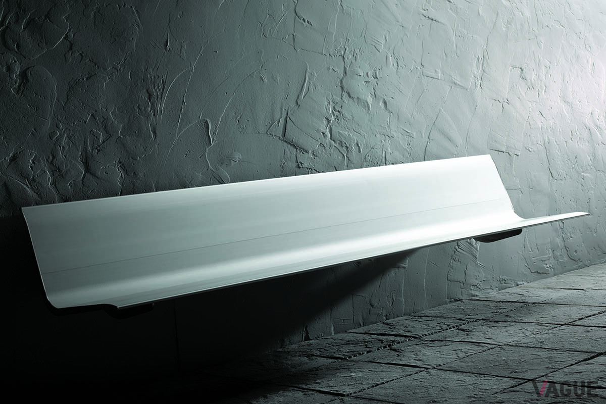 ウォールハンギングタイプのAero