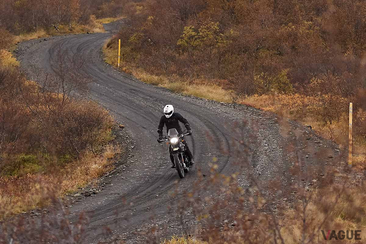 シンプルかつ高性能で、悪路走破性の高いHimalayan」