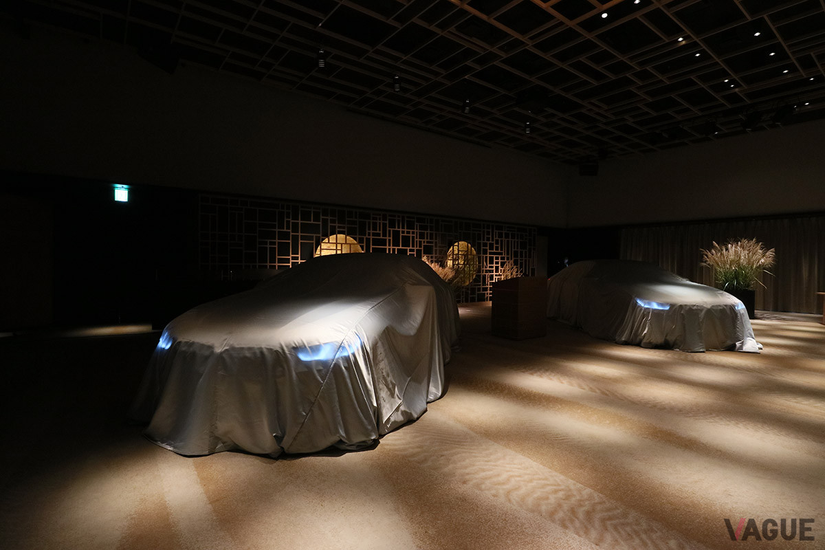 アンヴェール前のBMWアルピナ「B8 グランクーペ オールラッド」