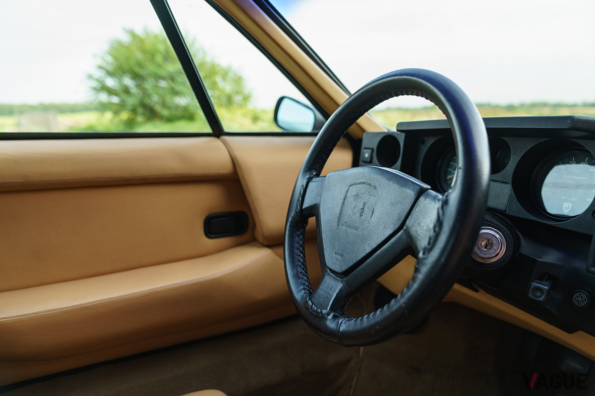 およそ940万円で落札されたランボルギーニ「ジャルパP350」（C）2021 Courtesy of RM Sotheby's