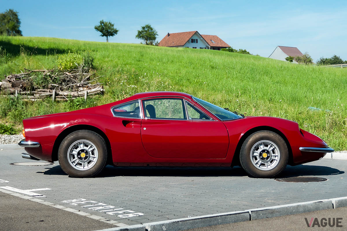 およそ4040万円で落札されたフェラーリ「ディノ246 GT」（C）2021 Courtesy of RM Sotheby's