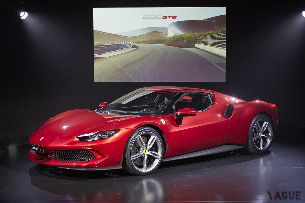 「Assetto Fiorano（アセット フィオラーノ）」を選択したら、かるく4000万円になってしまうだろう「296GTB」