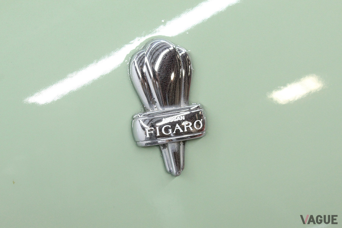 およそ160万円で落札された日産「フィガロ」（C）2021 Courtesy of RM Sotheby's