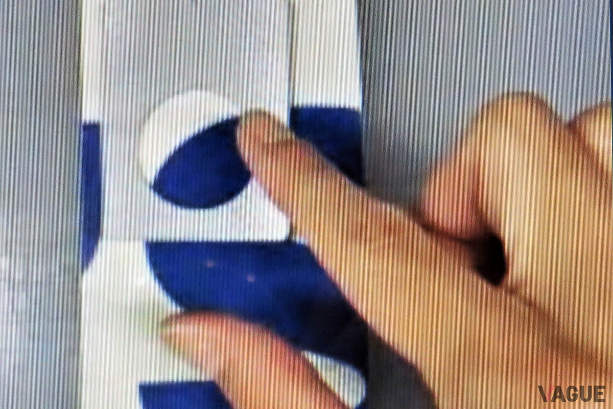 キーホルダーも好きな部分を選んでタープをカットする