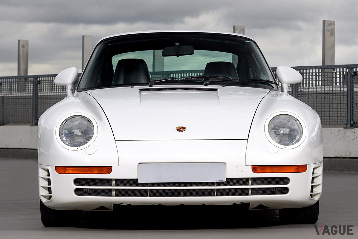 115万8125ポンド（邦貨換算約1億7800万円）で落札されたポルシェ「959（1987年式）」（C）2021 Courtesy of RM Sotheby's