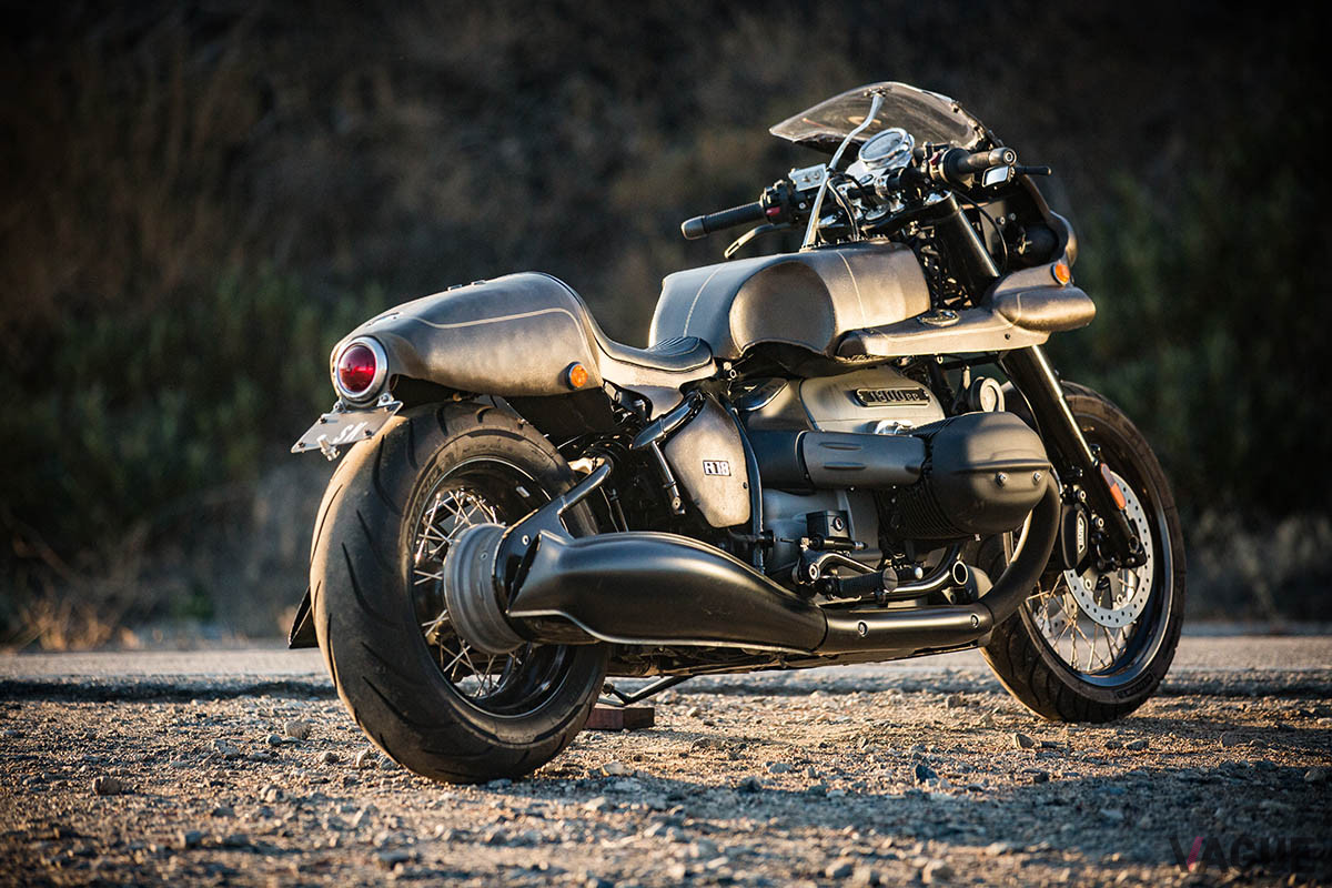 ベースとなっているのは、BMW「R18」