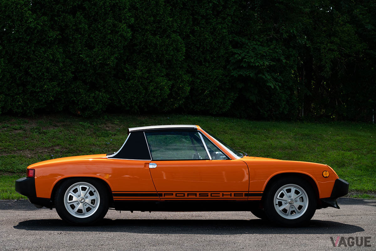 6万6000ドルで落札された1975年製ポルシェ「914 2.0」（C）2021 Courtesy of RM Sotheby's
