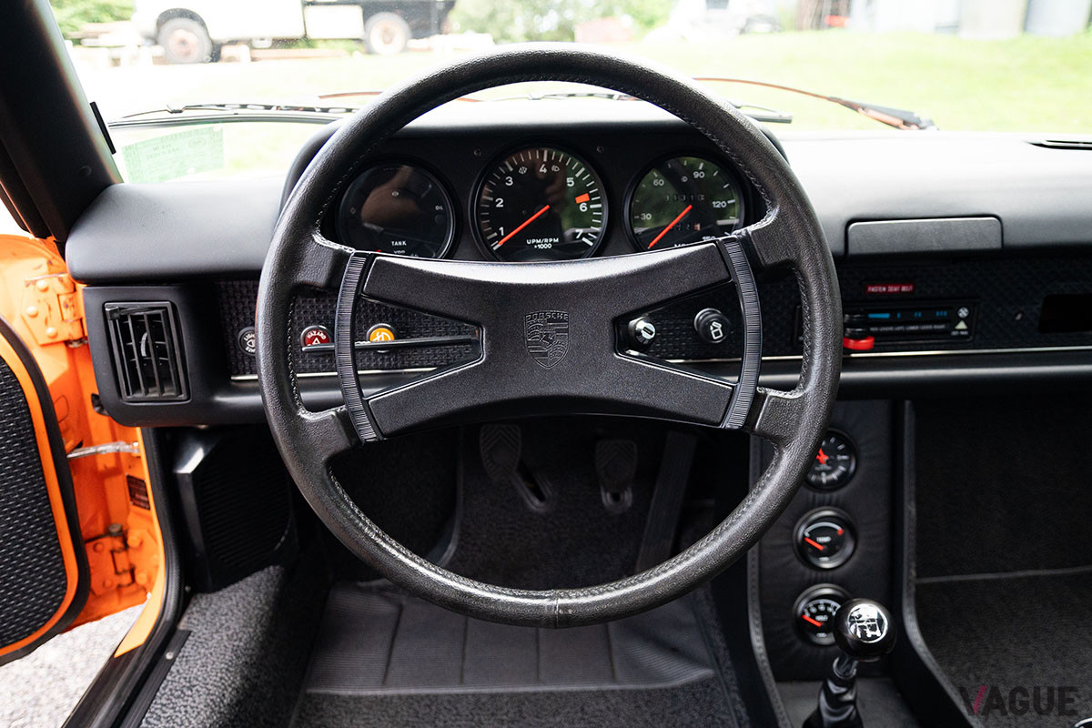 6万6000ドルで落札された1975年製ポルシェ「914 2.0」（C）2021 Courtesy of RM Sotheby's