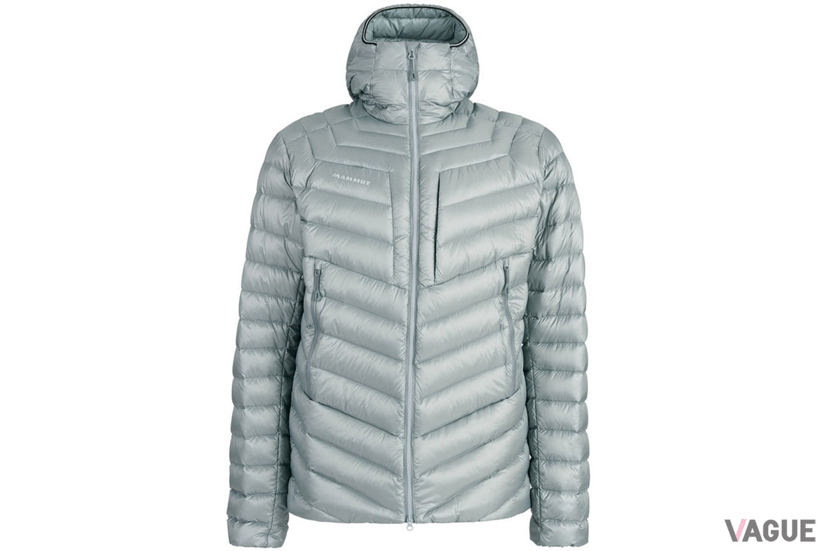 「Broad Peak IN Hooded Jacket Men」のカラー「granit」。サイズはS／M／Lの3展開