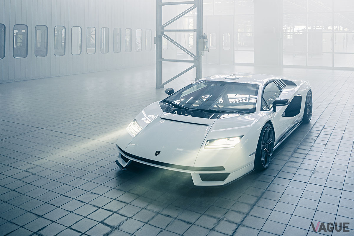 「カウンタックLPI800」は「カウンタック」誕生50周年の2021年にお披露目され、限定販売された