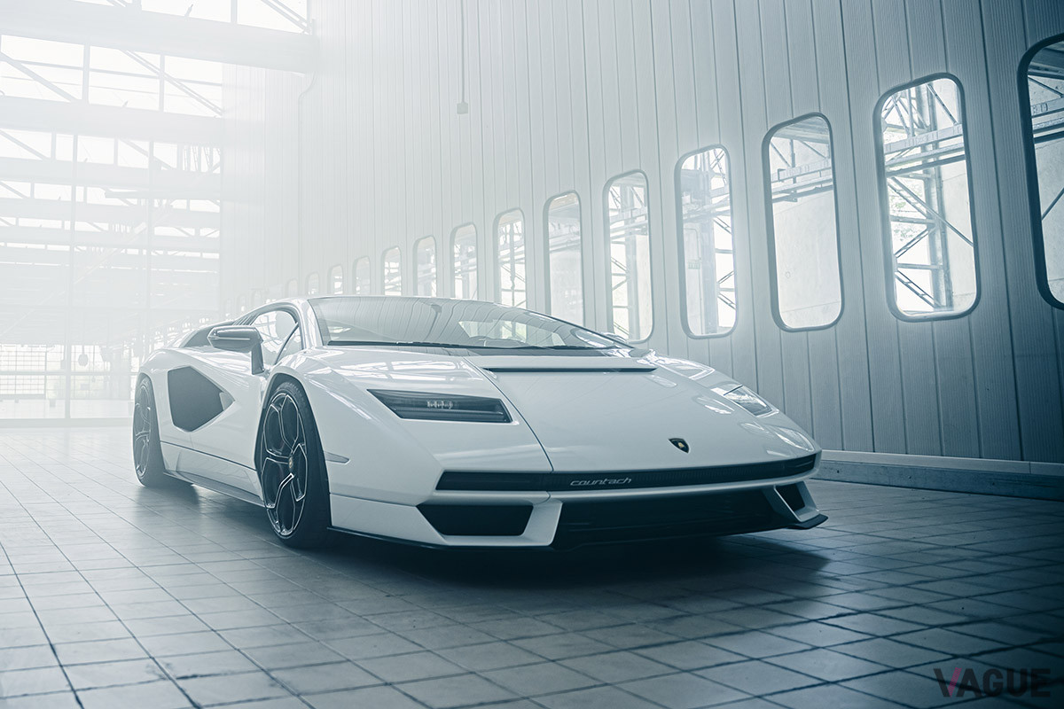 「カウンタックLPI800」は「カウンタック」誕生50周年の2021年にお披露目され、限定販売された