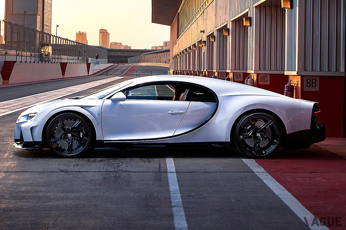 時速500キロに一番乗り!?」ブガッティ「シロン・スーパースポーツ」の4