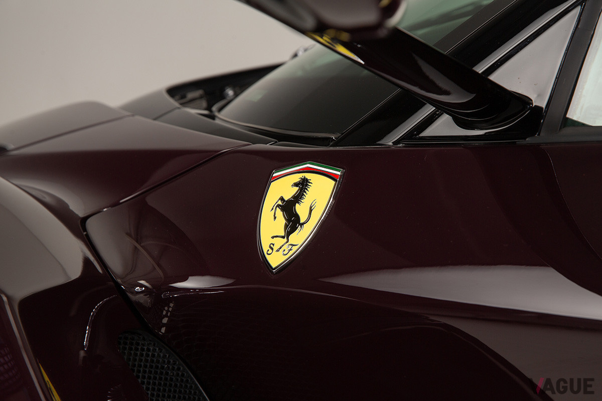 214万2500ポンド（約3億2800万円）で落札された「ラ フェラーリ」（C）2021 Courtesy of RM Sotheby's