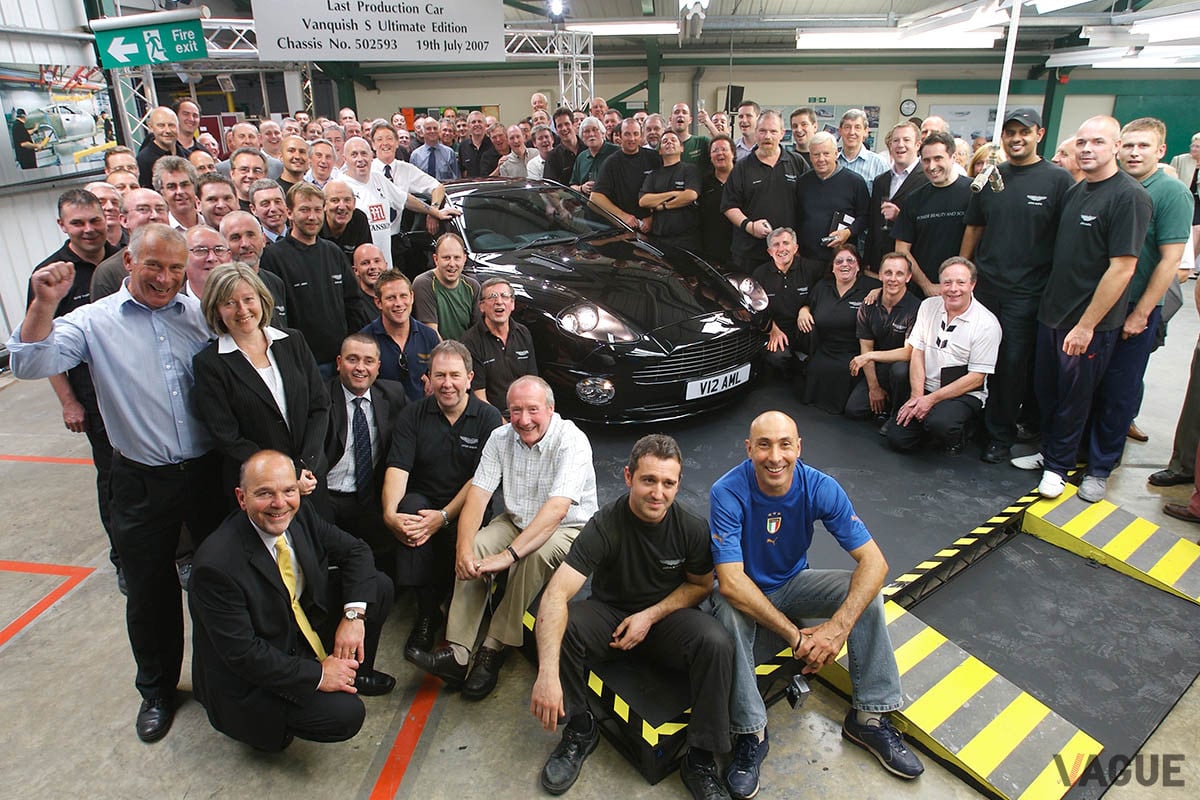 合計2589台の「V12ヴァンキッシュ」がニューポート・パグネル旧工場をあとにした