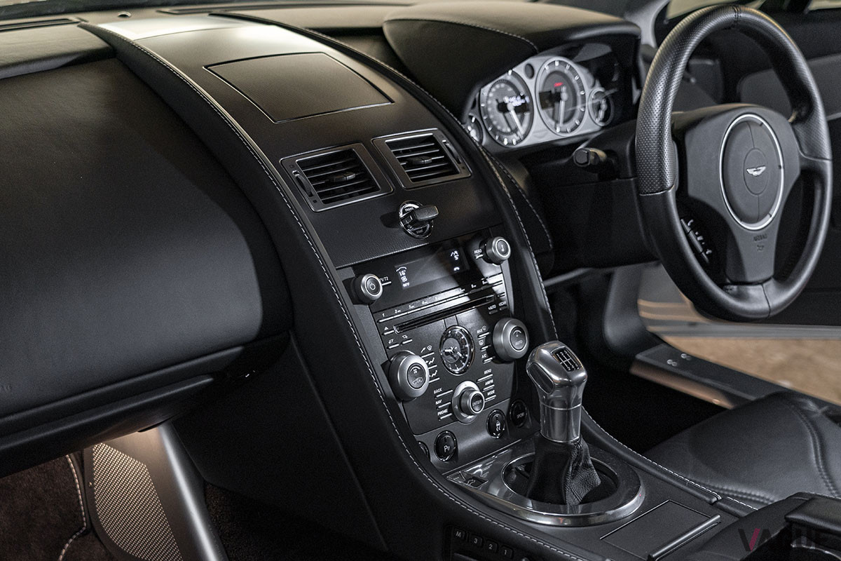 「V12ヴァンテージS」は、当時アストンマーティン史上最速モデルであった