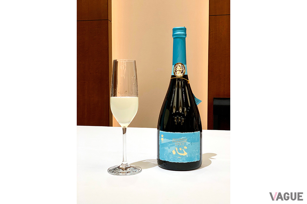 古酒と新酒のアッサンブラージュで、見た目は少し濁り酒のよう