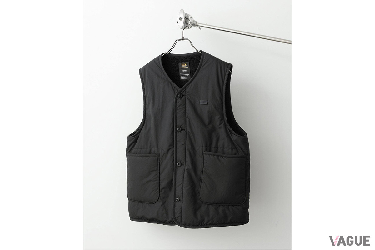 広めの身幅と大き目のパッチポケットでアウター感覚でも着られる「HEAT SYSTEM リバーシブル ベスト」。Tシャツやスウェットの上からさらっと羽織れる