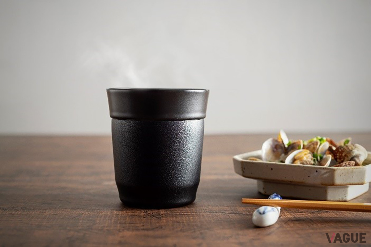 氷が溶けにくくお酒が薄まりにくいため、ロックで味わうのにもおすすめの「焼酎タンブラー（ATE-30）」