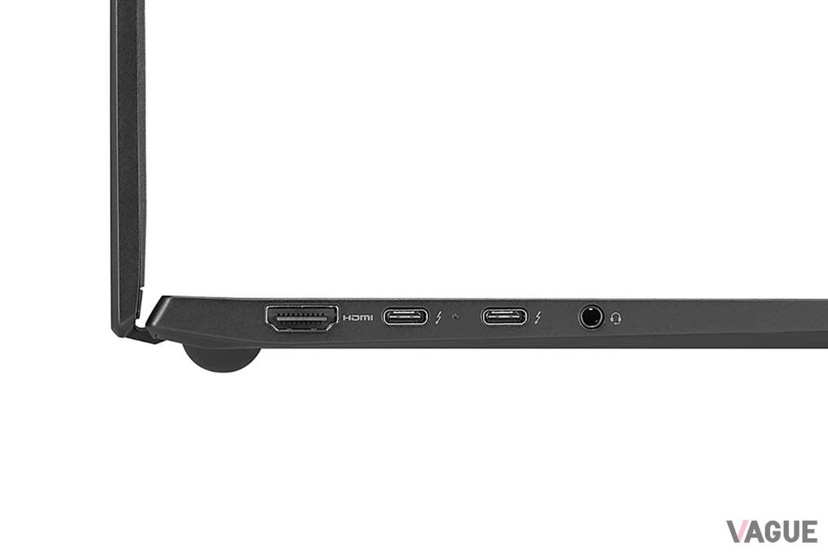 最大40Gbpsのデータ転送が可能なThunderbolt×4のほか、USB-A、USB-Cをそれぞれ2ポート搭載。さらに、HDMI出力端子やUFS／microSDカードスロットも装備