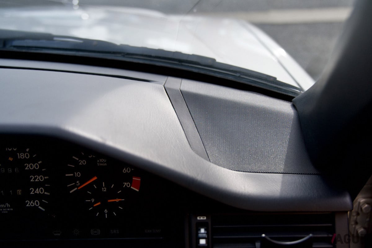MacAudio製スピーカーを埋め込んだW124のフロントスピーカー部