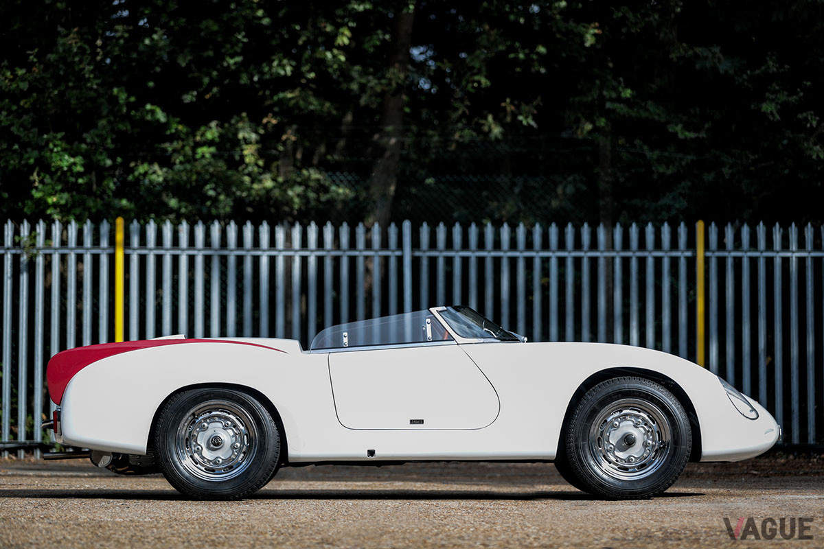 45万5000ポンド（邦貨換算約6975万円）落札されたポルシェ「356カレラ・ザガート・スピードスター“サンクション・ロスト”」（C）2021 Courtesy of RM Sotheby's