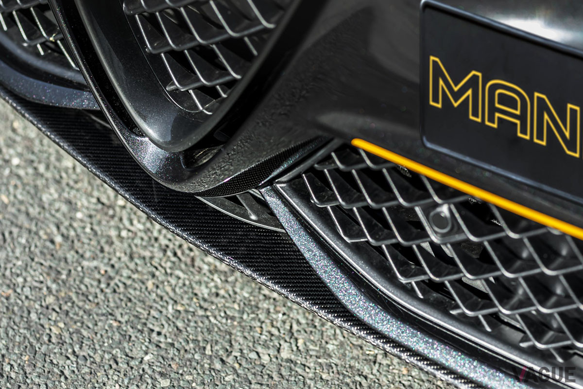 「マンハートQV600」では、エアロパーツは純正のままだ