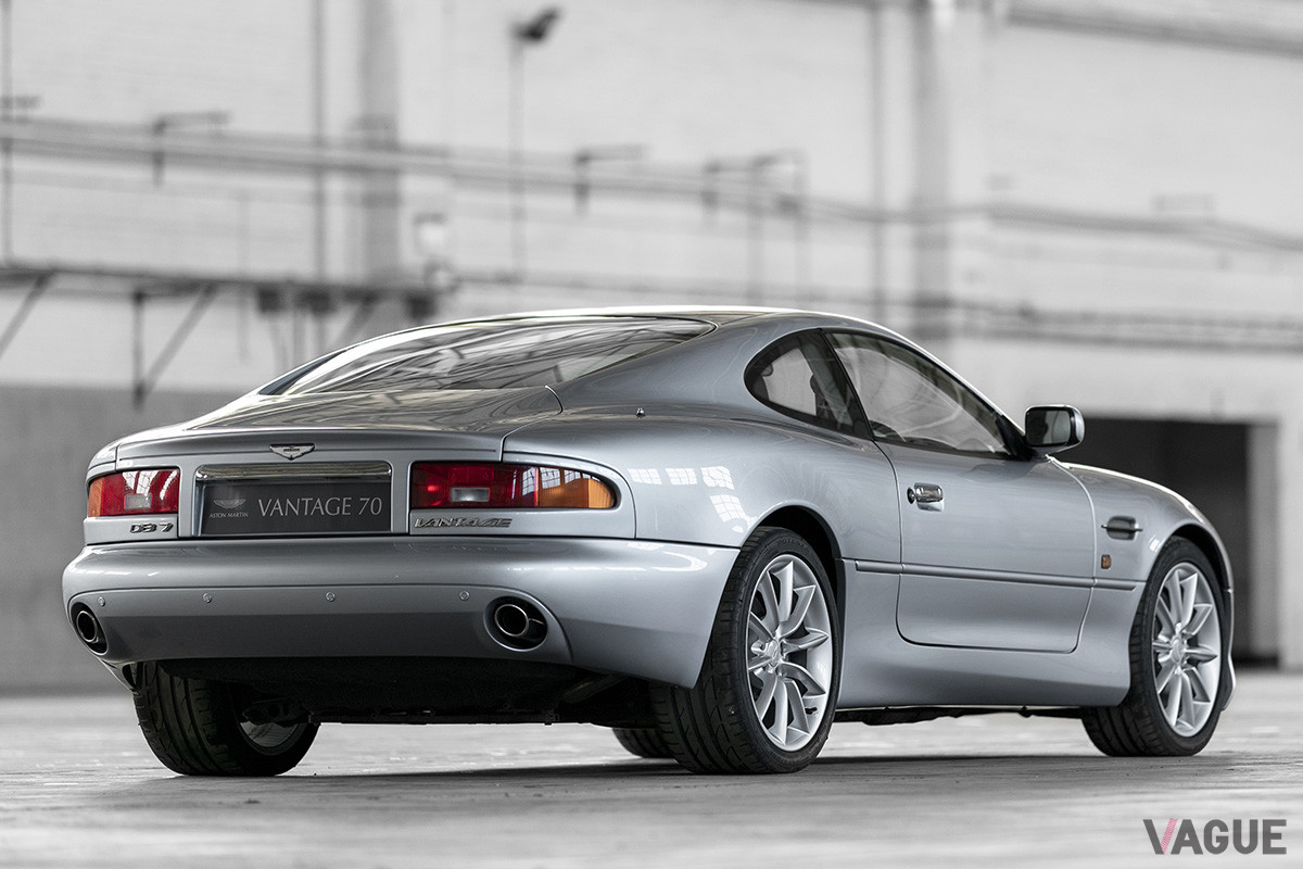 1999年のジュネーブモーターショーでデビューした「DB7 V12ヴァンテージ」
