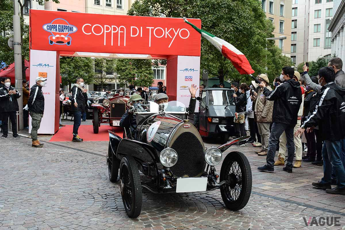 今回の最古参は、ブガッティ「T13ブレシア」