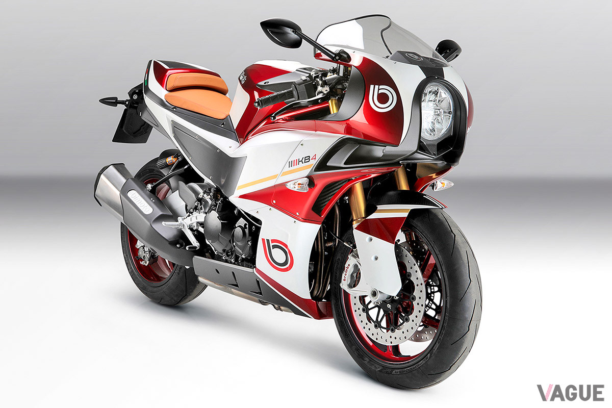 1台1台がイタリアの職人の手で組み上げ、ペイントを施したハンドメイドモーターサイクル