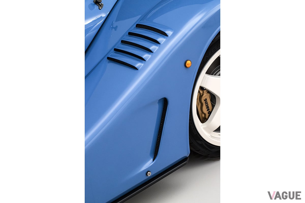 エアアウトレットなどが、特別なモーガン「プラス8」であることを物語っている