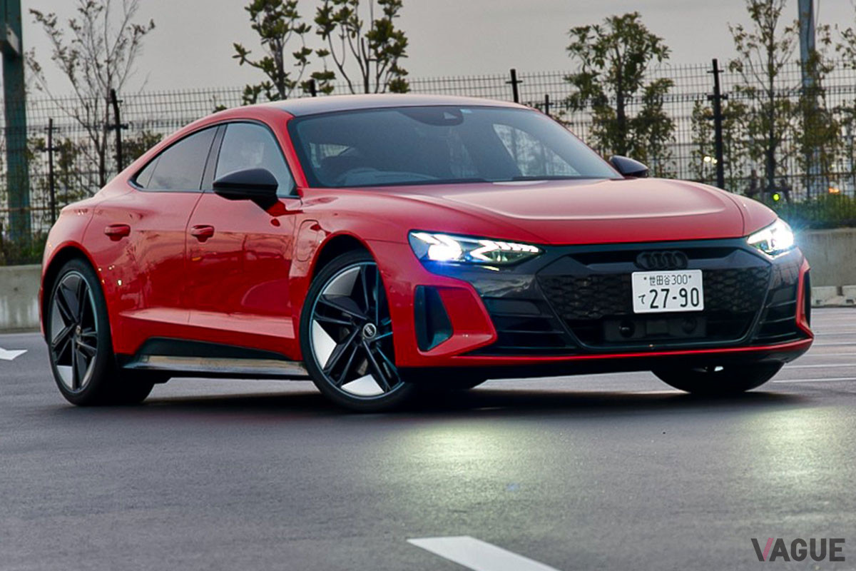 状況に合わせて配光を高度に制御するマトリクスLEDヘッドライト