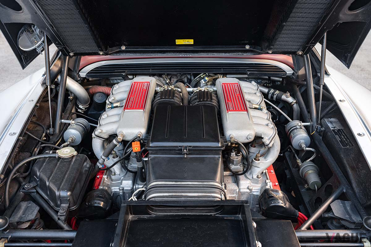 28万6250ユーロ（約3700万円）で落札された1986年型フェラーリ「テスタロッサ」（C）2021 Courtesy of RM Sotheby's