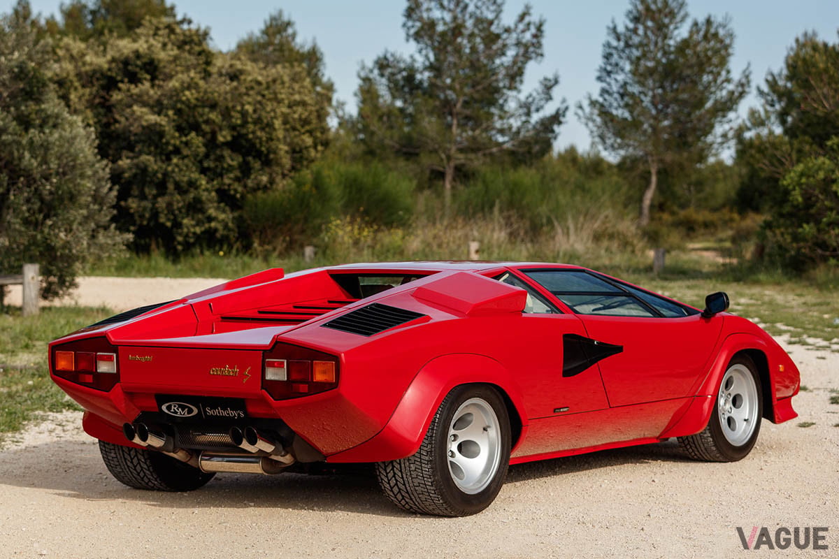 43万2500ユーロ（邦貨換算約5550万円）で落札されたランボルギーニ「カウンタックLP400S」（C）2021 Courtesy of RM Sotheby's
