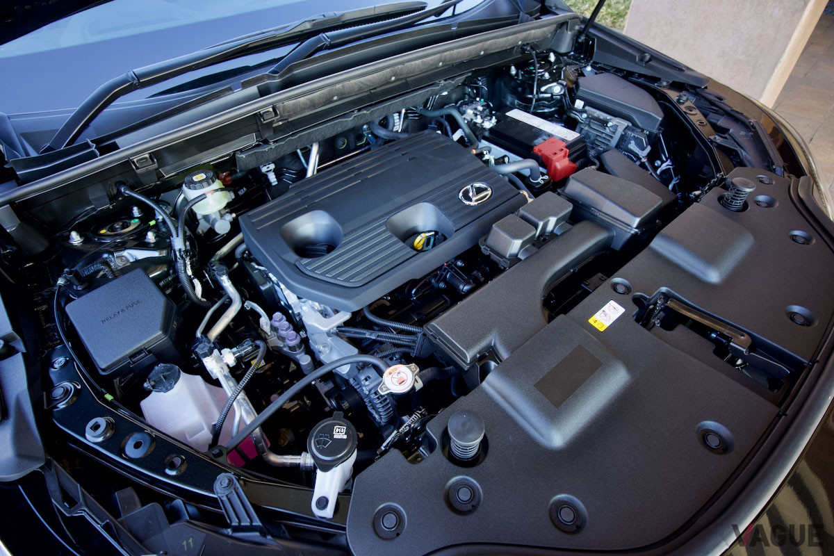 「NX250h」に搭載される2487cc直列4気筒エンジン。最高出力201ps、最大トルク241Nm