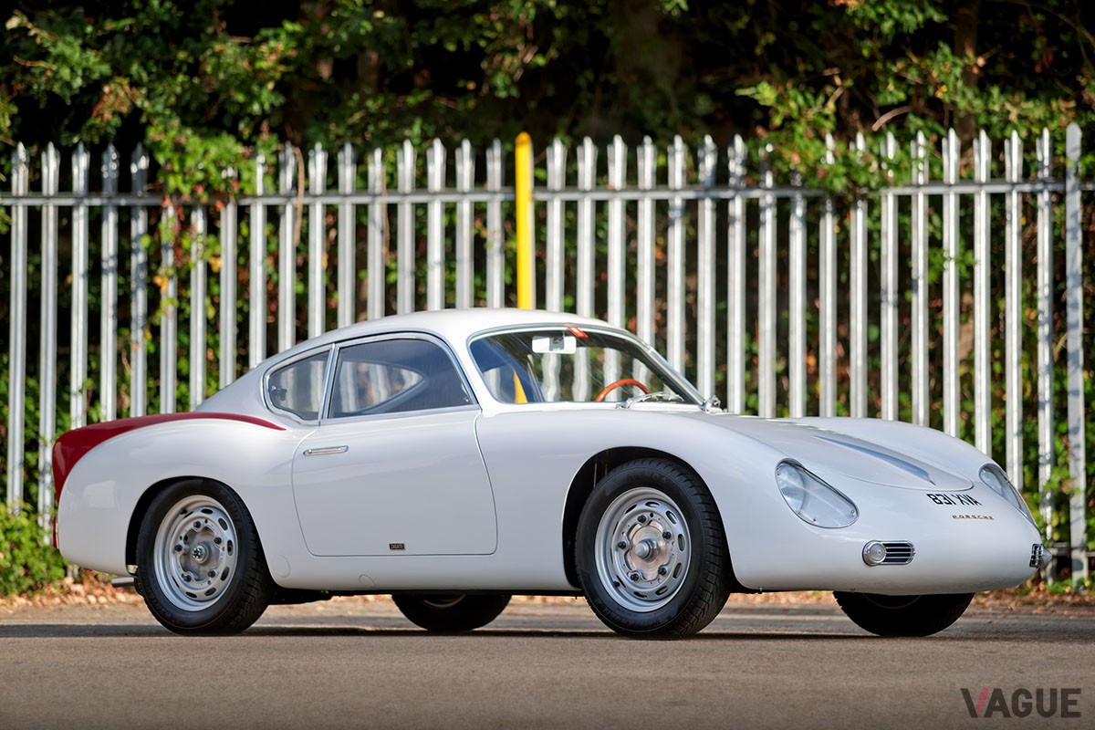 42万6875ポンド（邦貨換算約6544万円）で落札されたポルシェ「356カレラ・ザガート・クーペ“サンクション・ロスト”」（C）2021 Courtesy of RM Sotheby's