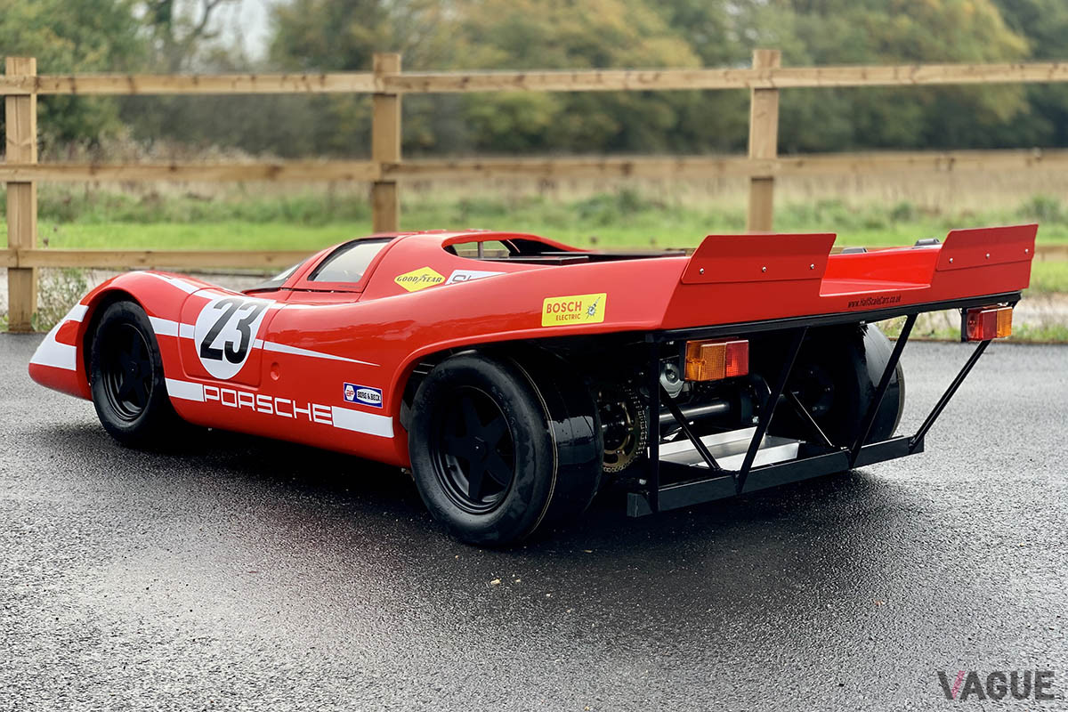 9600ポンド（邦貨換算約147万円）で落札された「917チルドレンズ・カー」（C）2021 Courtesy of RM Sotheby's