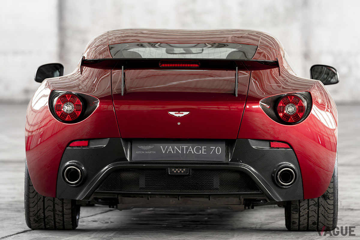 イタリアのザガートと協力して開発された「V12ヴァンテージ・ザガート」