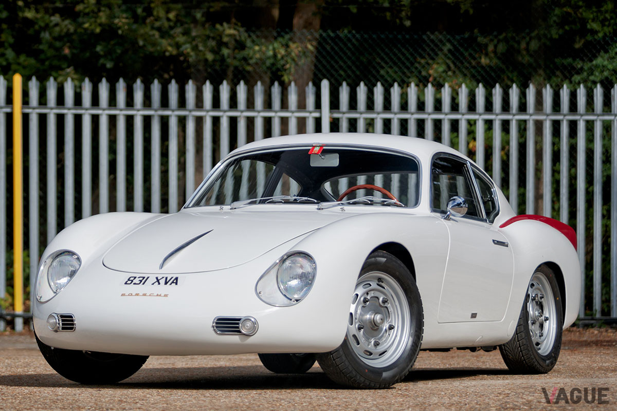 42万6875ポンド（邦貨換算約6544万円）で落札されたポルシェ「356カレラ・ザガート・クーペ“サンクション・ロスト”」（C）2021 Courtesy of RM Sotheby's