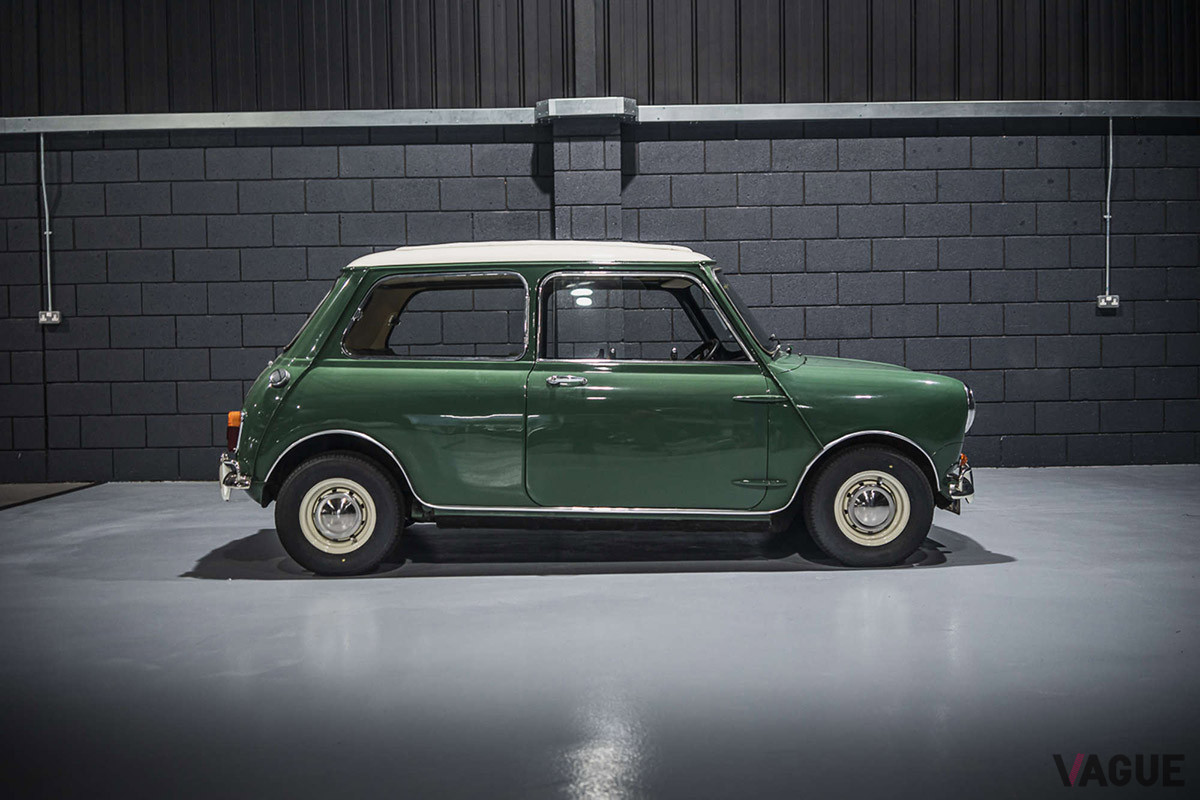 5万4000ポンド（邦貨換算約825万円）で落札されたミニ「クーパー1275 S」（C）Silverstone Auctions Limited 2021