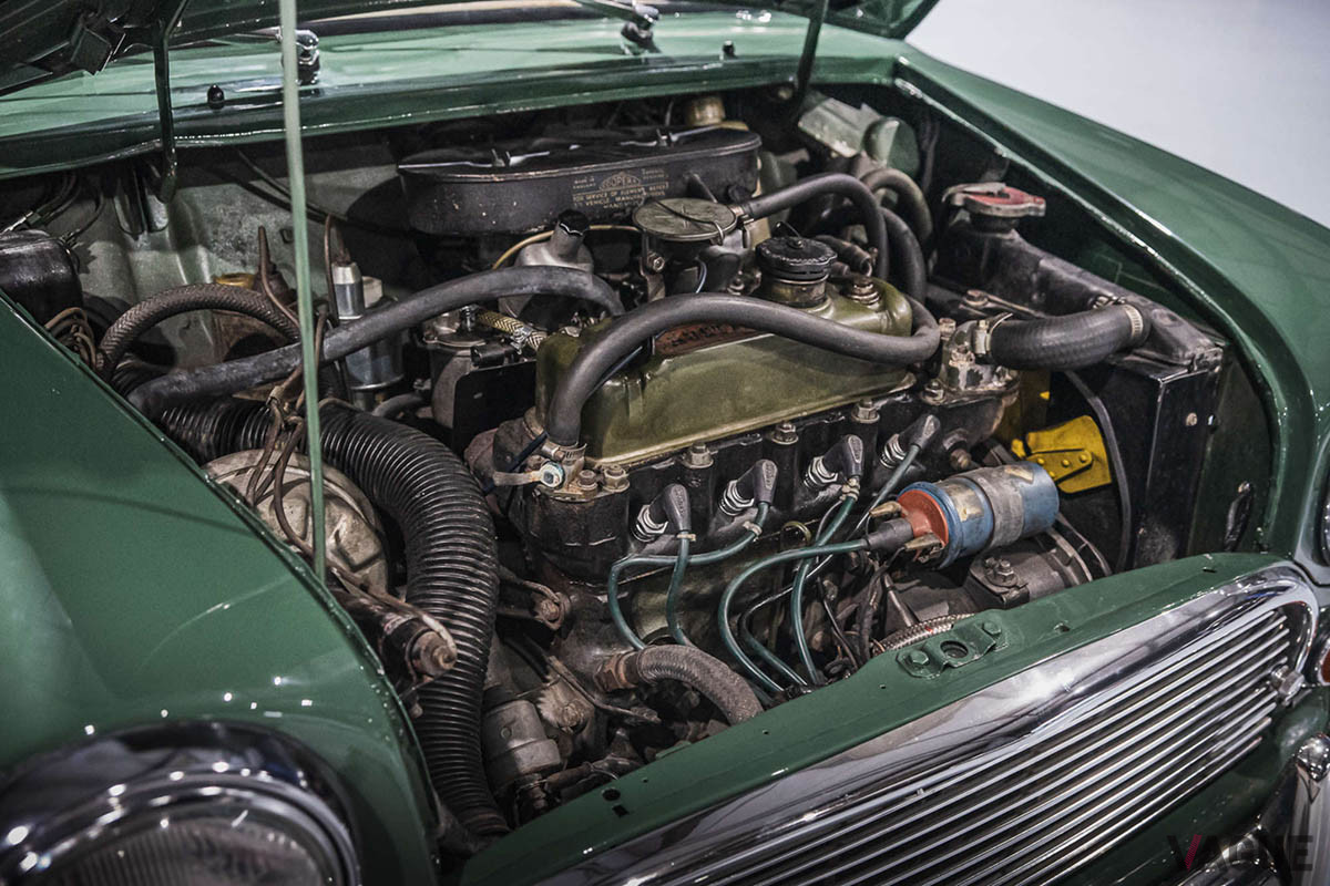 5万4000ポンド（邦貨換算約825万円）で落札されたミニ「クーパー1275 S」（C）Silverstone Auctions Limited 2021