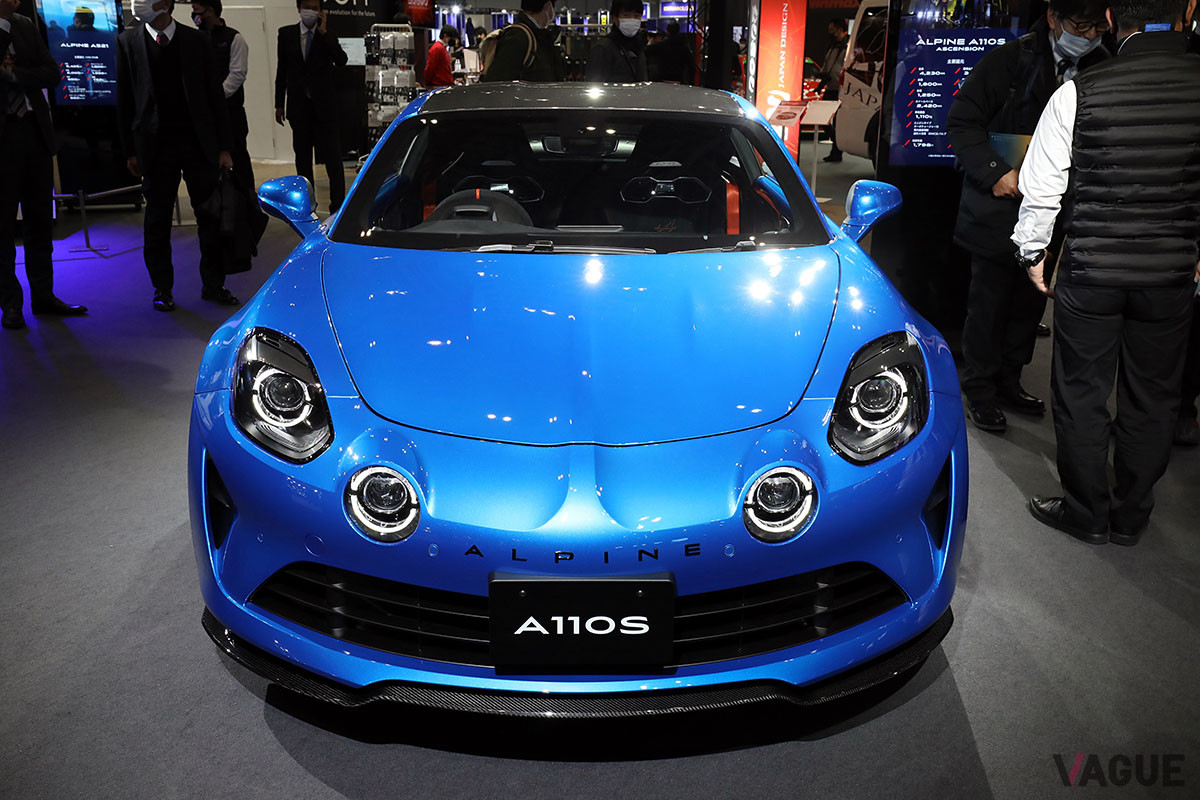 「A110 Sアセンション」のフロントにはスプリッターが装備される（C）青木邦敏
