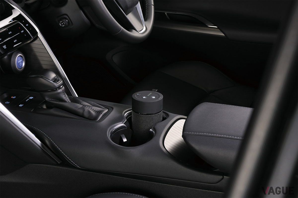 クルマのインテリアにもマッチする「ブラング 噴霧式フレグランスディフューザー2」のブラック