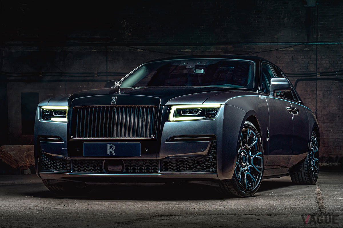 ハンドリング性能やエンジン出力を強化したブラックバッジ仕様（写真はゴースト）。ファントム以外のロールス・ロイス車に用意されている（C）Rolls-Royce Motors