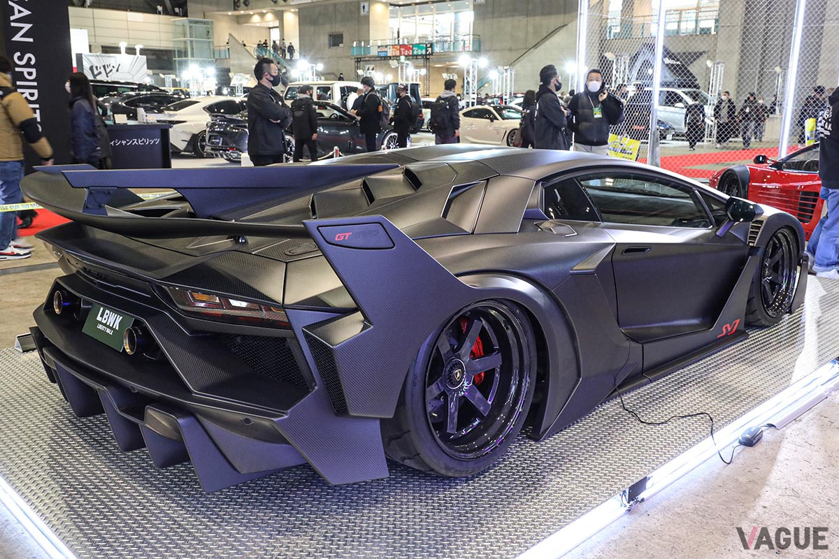 リバティウォークが手掛けた「アヴェンタドールGT EVOフルドライカーボン」