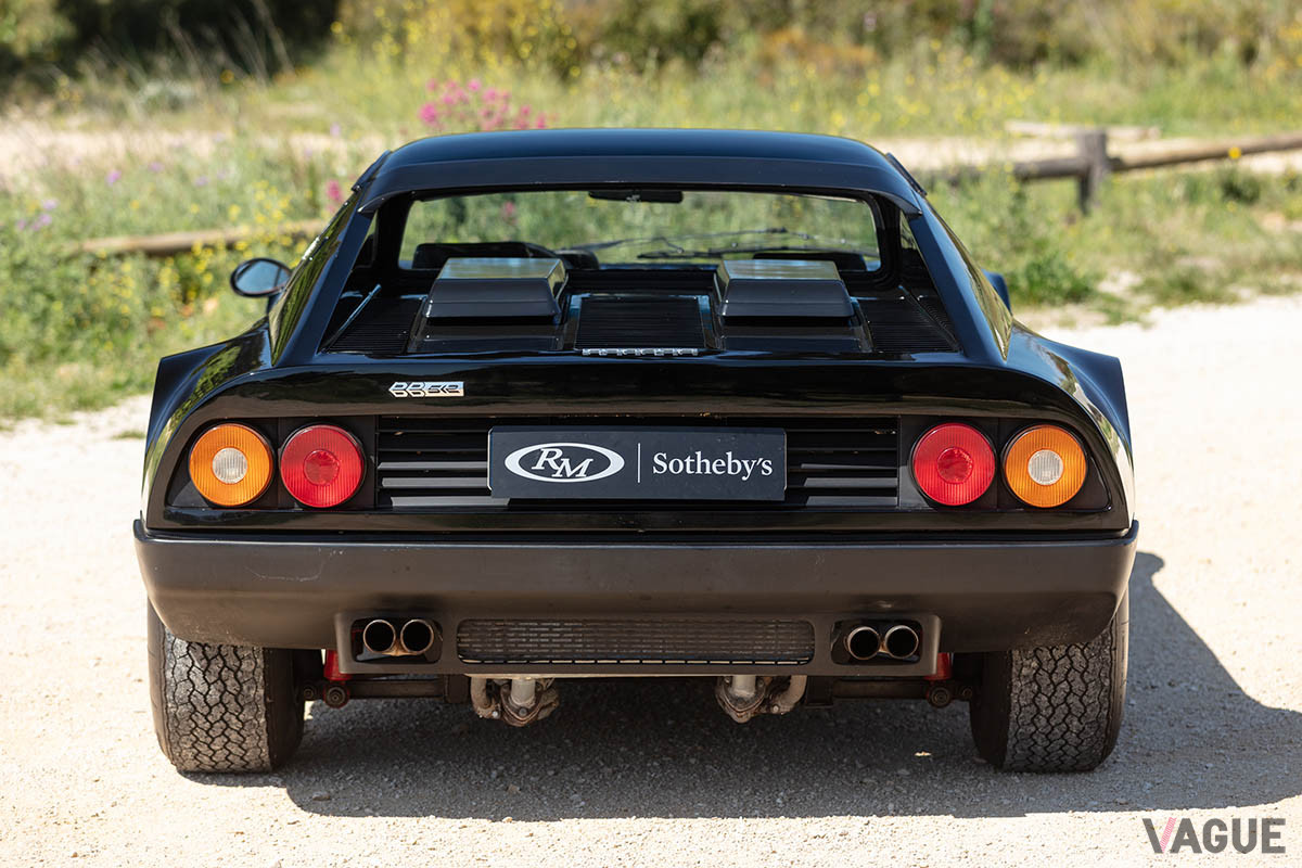 25万2500ユーロ（邦貨換算約3300万円）で落札されたフェラーリ「512BB」（C）2021 Courtesy of RM Sotheby's