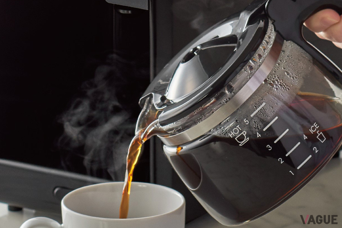 抽出温度はLOW、HI、アイスコーヒーの3パターンから選択可能。味わいもマイルド、ミディアム、ストロングの3段階から選べる