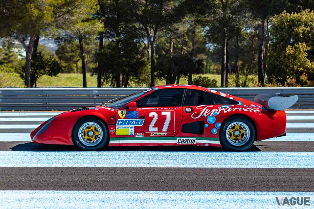 197万3750ユーロ（邦貨換算約2億5900万円）で落札されたフェラーリ「512BB／LM」（C）2021 Courtesy of RM Sotheby's