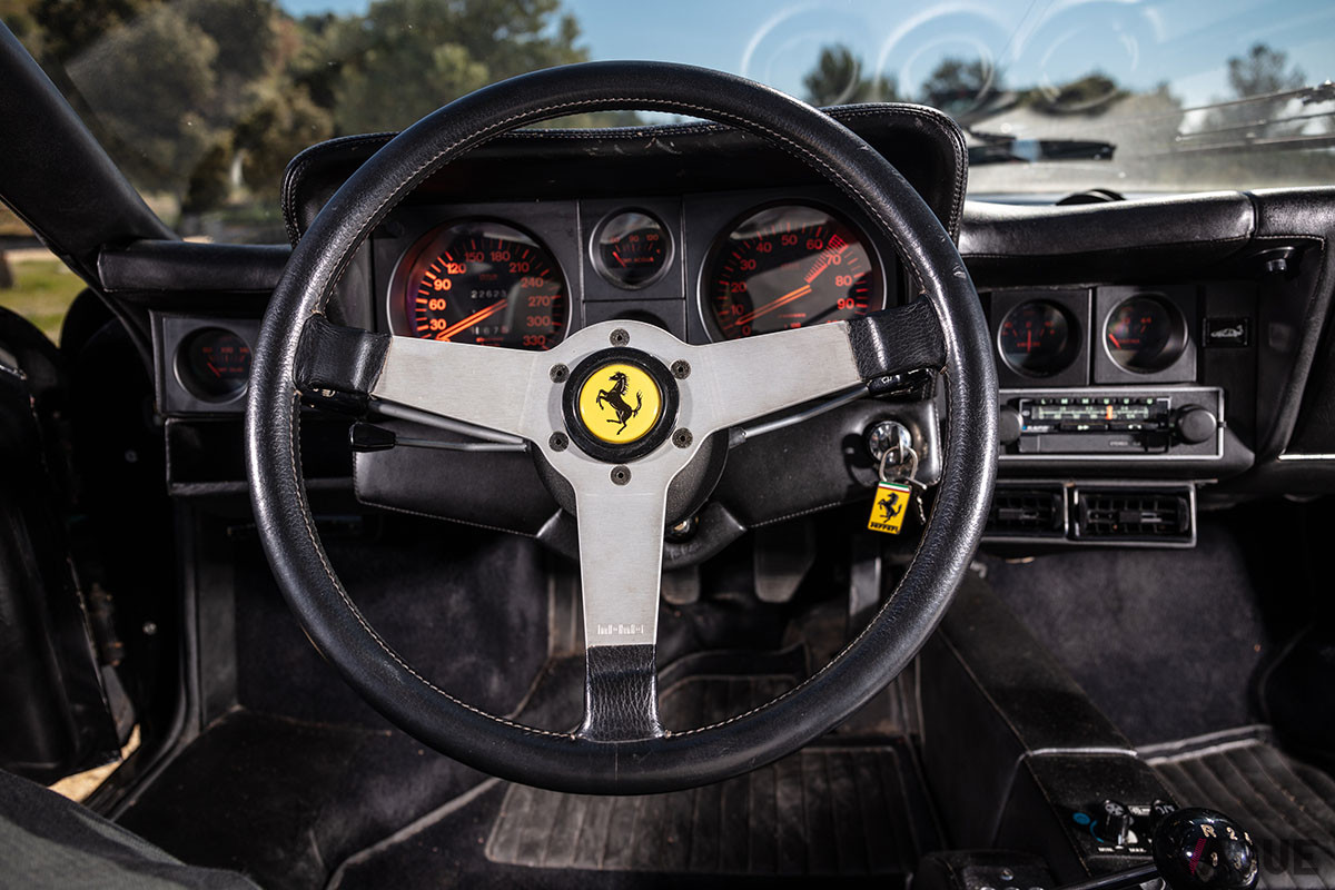 25万2500ユーロ（邦貨換算約3300万円）で落札されたフェラーリ「512BB」（C）2021 Courtesy of RM Sotheby's