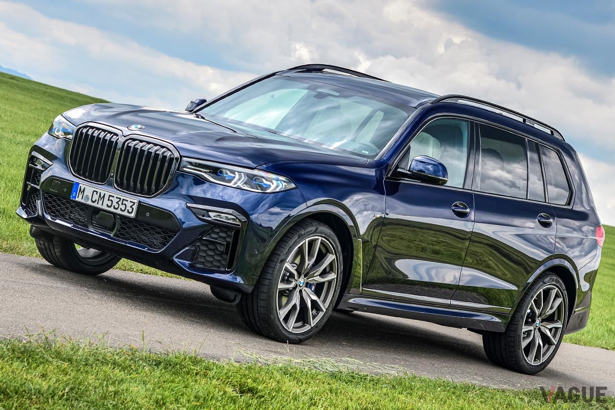 米国で集団訴訟を起こされた「X7 M50i」。その原因はカップホルダーだった